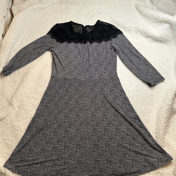 Michael Kors Womens Tweed Mini Dress size Medium - Picture 8 of 9